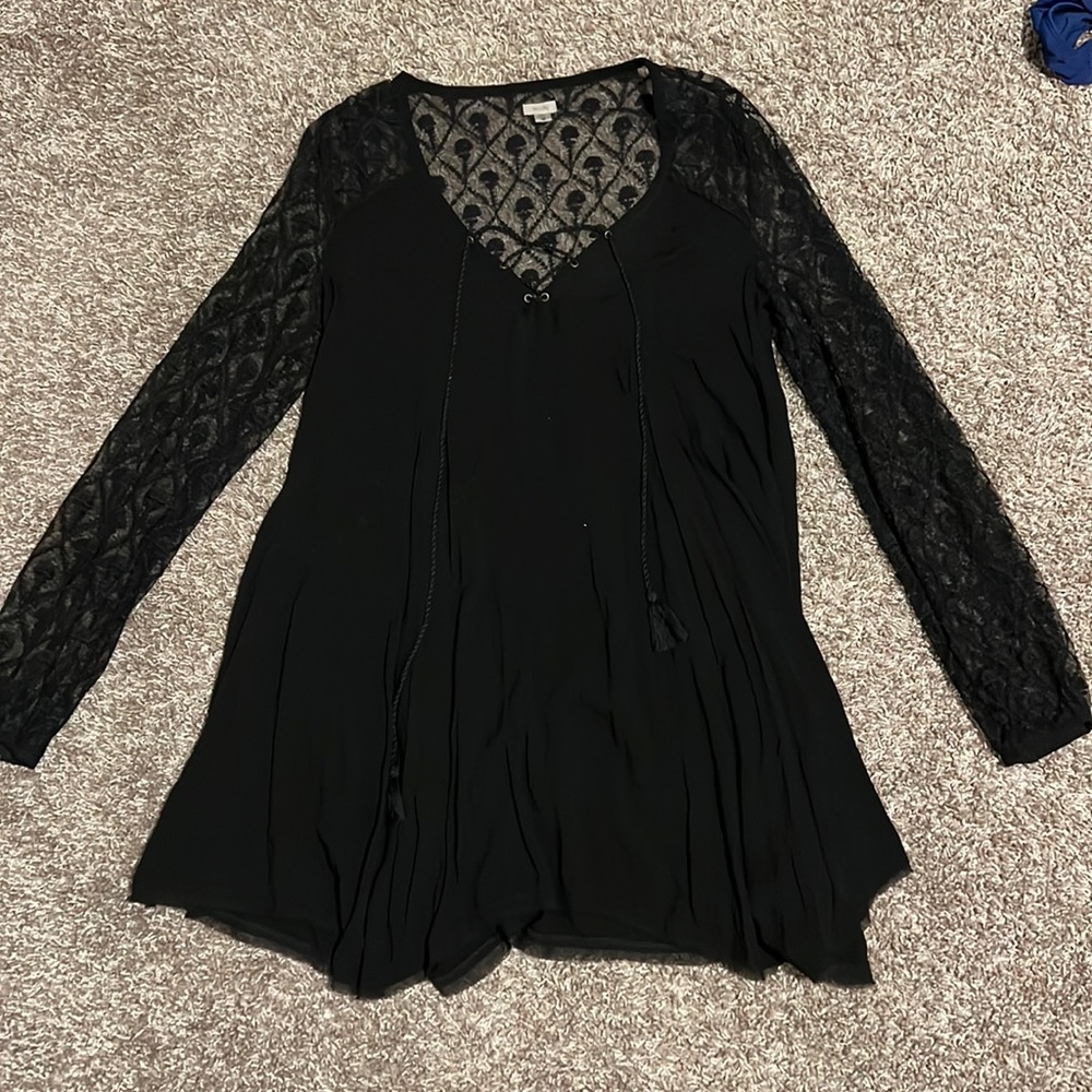 Black lace long sleeve dress